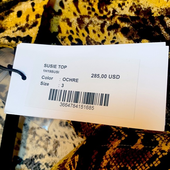 ba&sh size L Blouse color: Ochre. (Cheetah motif) - Picture 4 of 6